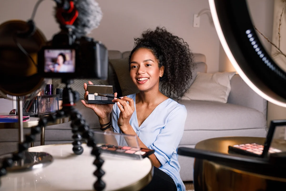 1 influencer looking in camera